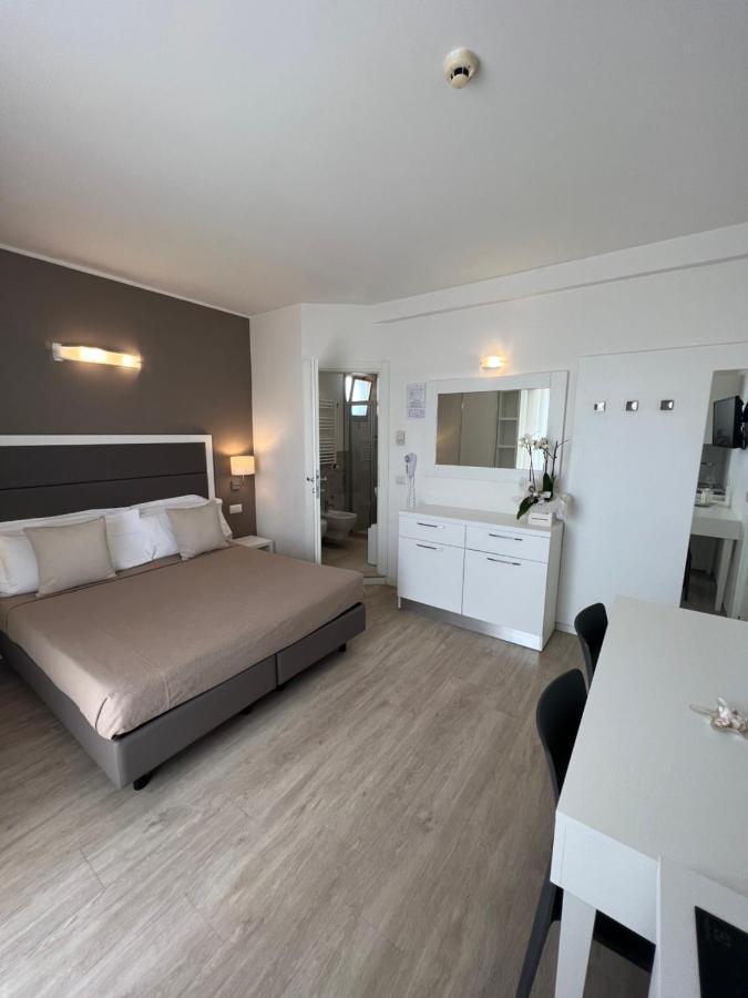 Hotel Ardea Riccione Eksteriør bilde